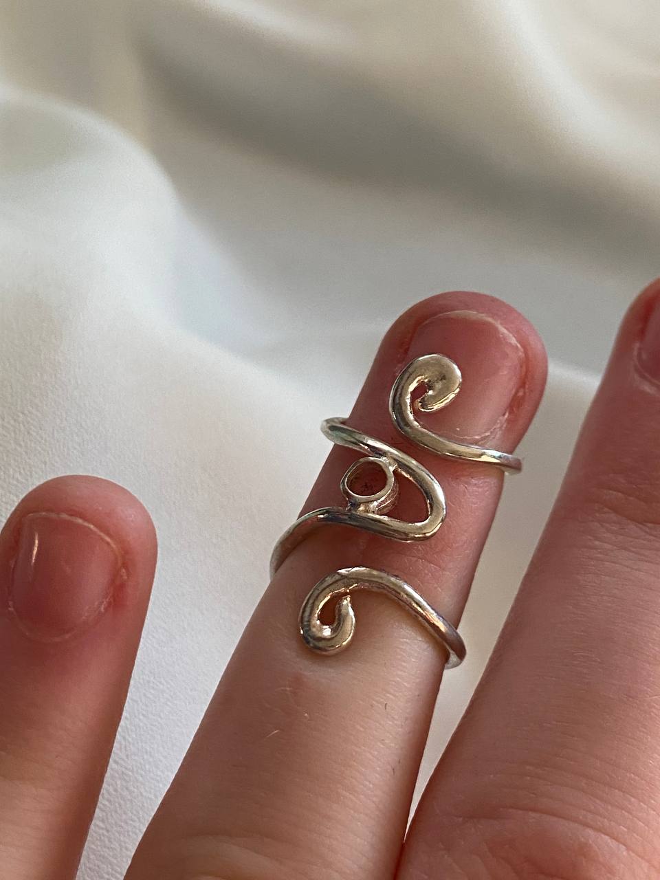 Diy finger splint ring | Diy rings, Diy wire jewelry, Wire wrap jewelry  designs